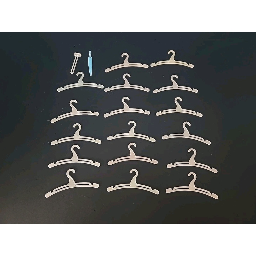 Vintage‎ Doll Clothes Whitman Hanger 17 Hangers Barbie White Beige